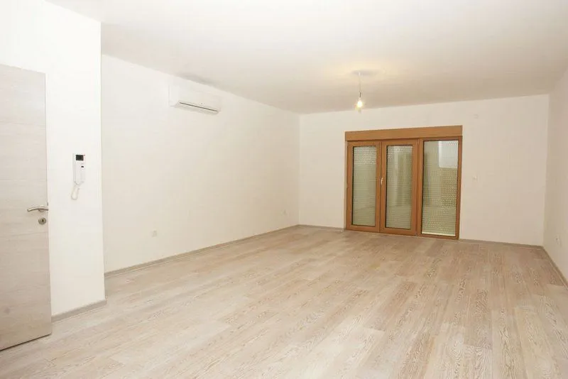 Prodaja, stan, 50m², Pržno, Budva