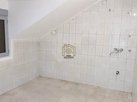 Izdavanje, poslovni prostor, 70m², Golubovci, Podgorica - image 4