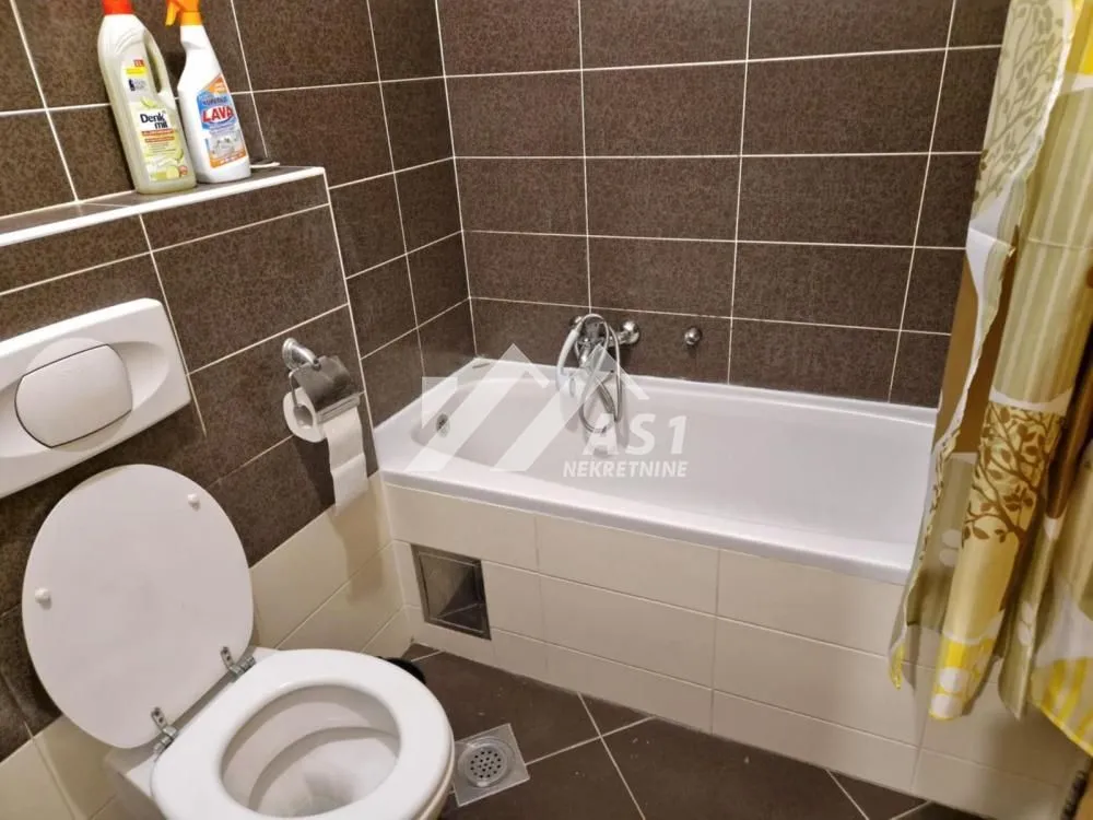 Izdavanje, dvosoban stan, 45m², Novi Sad Sve Podlokacije, Novi Sad