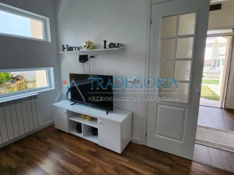 Prodaja, kuća, 194m², Bar, Crna Gora - image 17