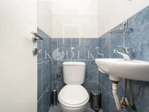 Rent, two bedroom apartment, 54m², Blok 9, Podgorica - image 11