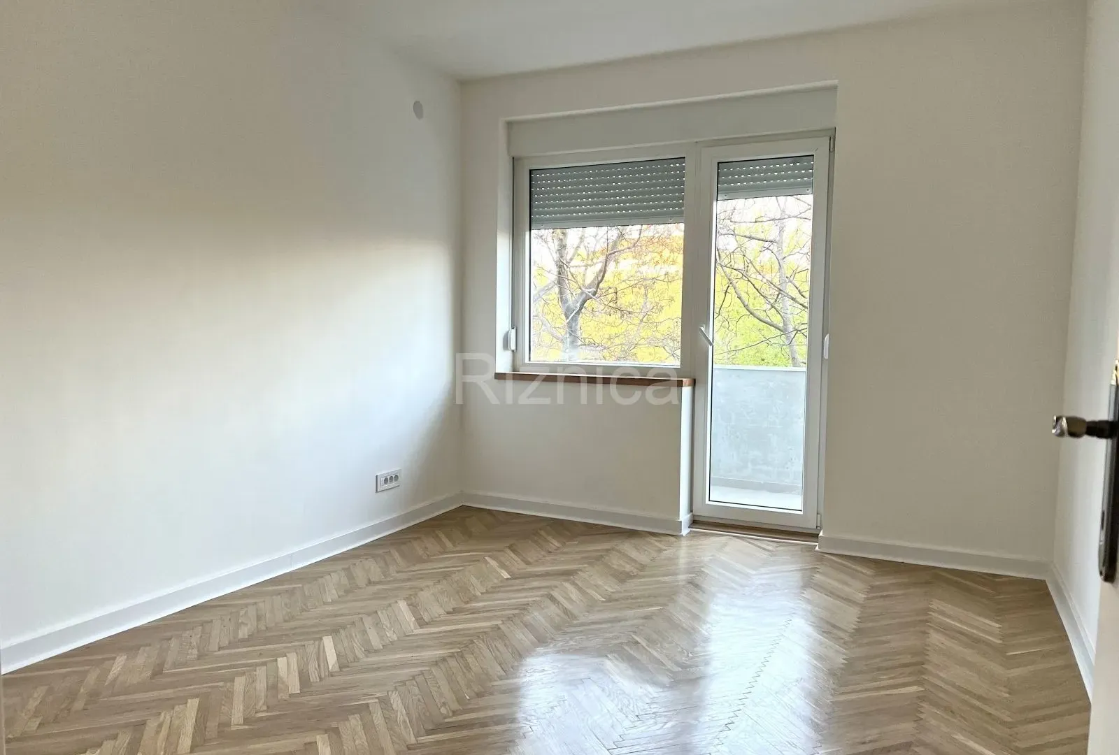 Izdavanje, jednosoban stan, 52m², Niš, Srbija