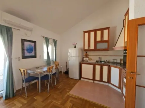 Sale, one bedroom apartment, 38m², Rafailovići, Budva - image 4