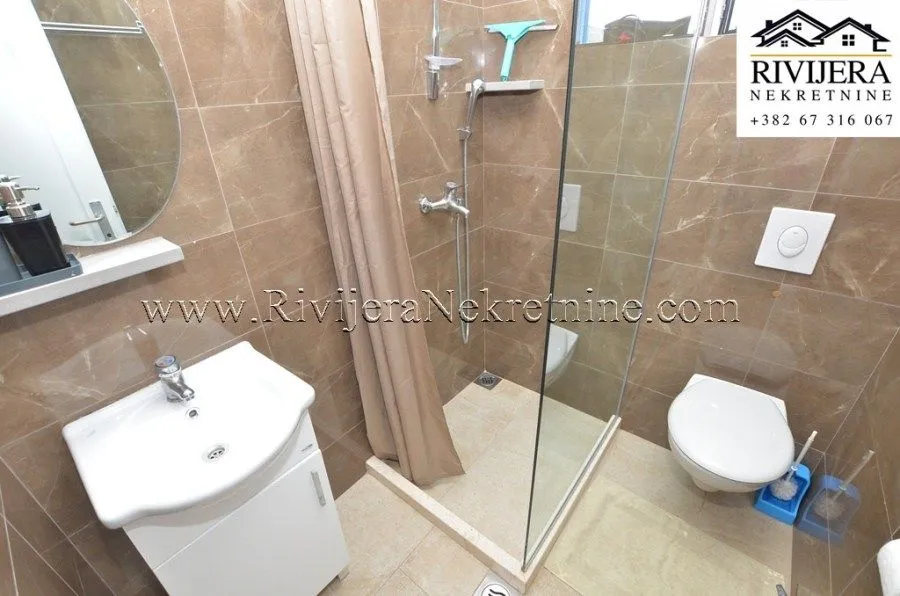 Prodaja, kuća, 331m², Igalo, Herceg Novi