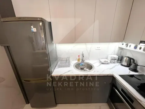 Izdavanje, jednosoban stan, 45m², Pobrežje, Podgorica - image 5