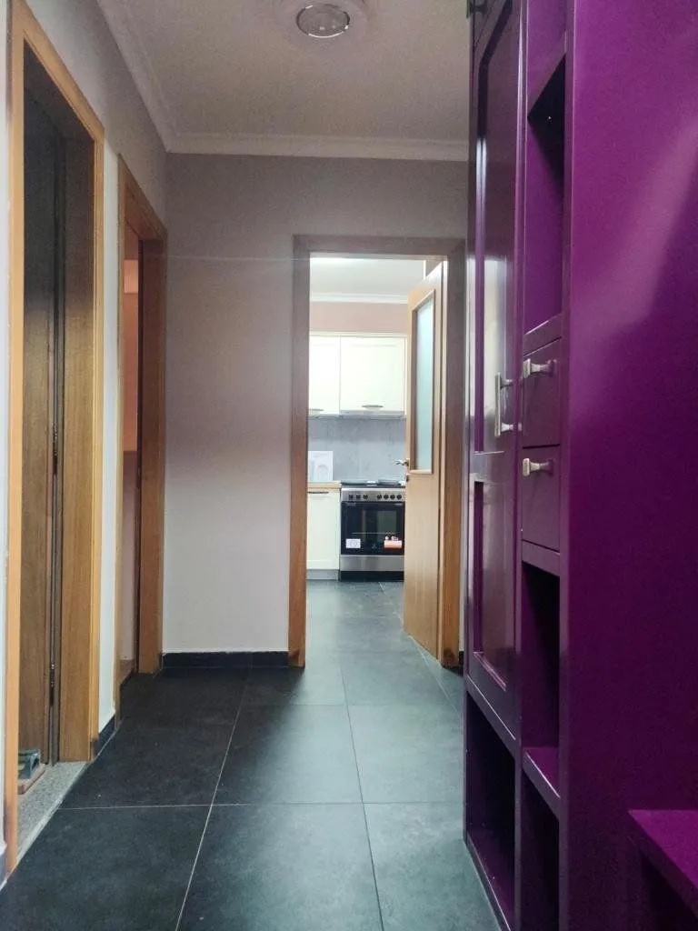 Izdavanje, dvosoban stan, 80m², Blok 9, Podgorica