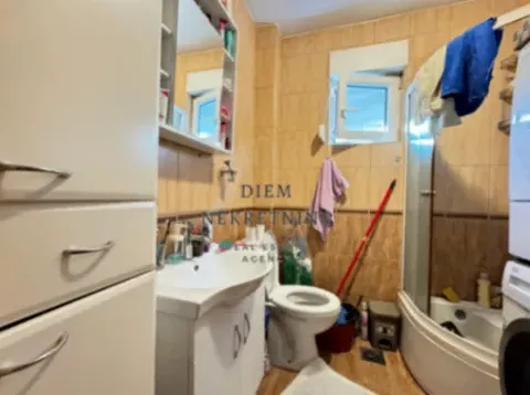 Sale, two bedroom apartment, 50m², Blok 9, Podgorica - image 5