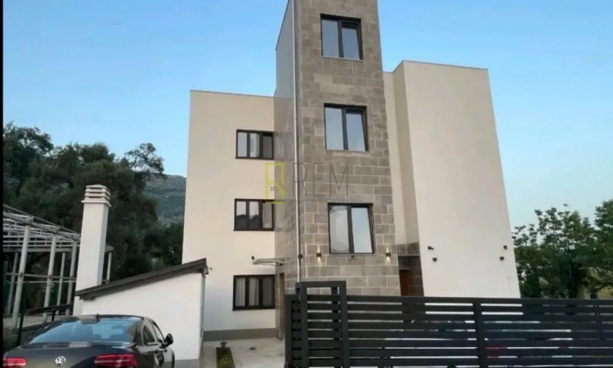 Sale, one bedroom apartment, 40m², Buljarica, Budva