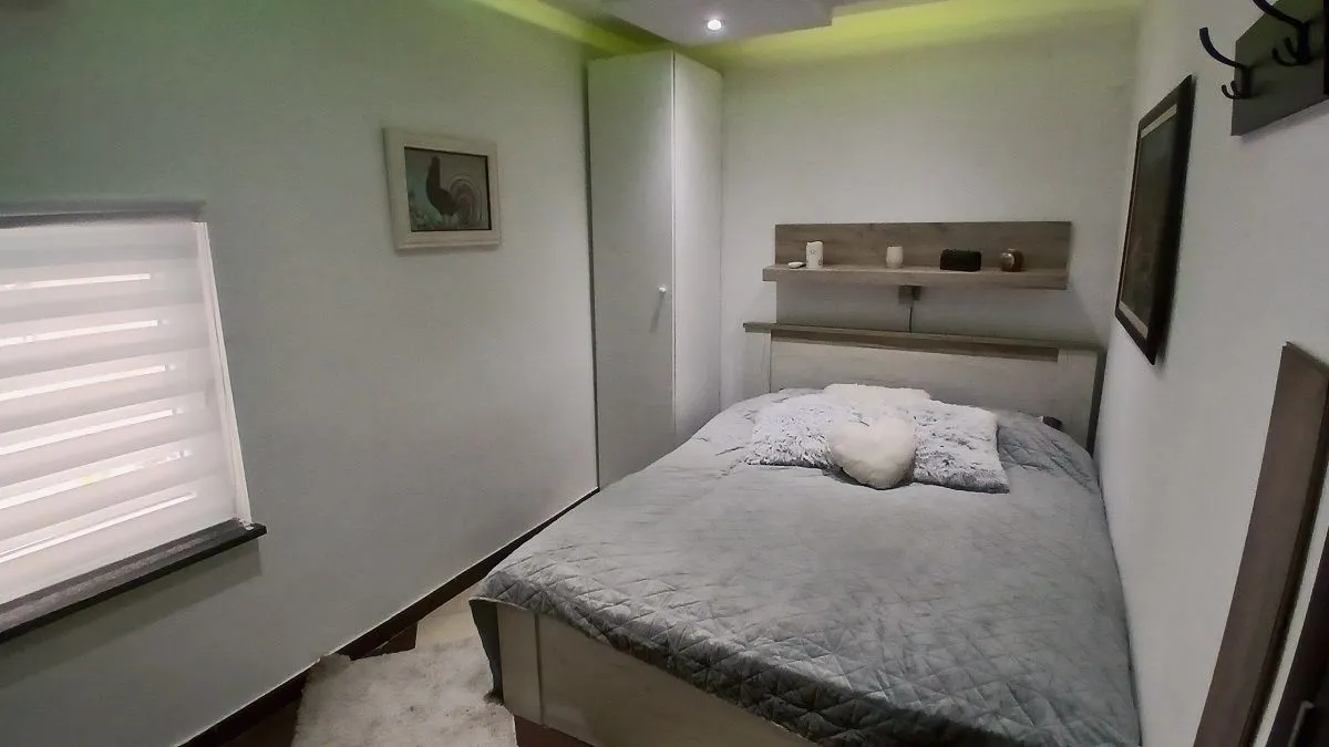 Rent, four bedroom apartment, 110m², Kalenić Pijaca, Vračar Sve Podlokacije