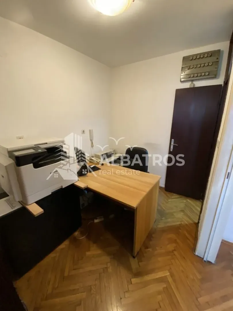 Sale, office space, 110m², Centar, Bar