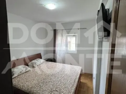 Izdavanje, dvosoban stan, 52m², Kalimanj, Tivat - image 5