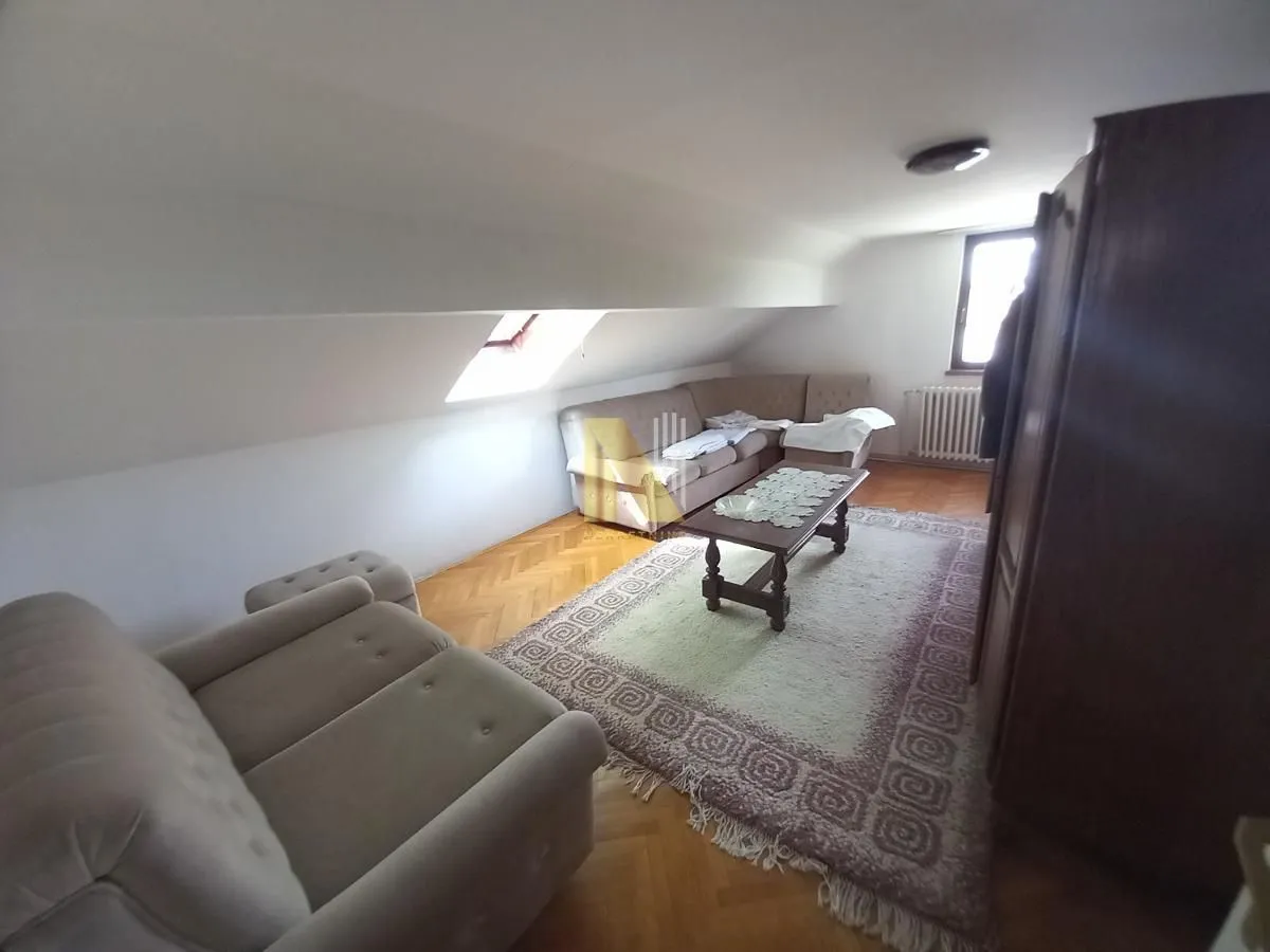 Prodaja, kuća, 272m², Bela Palanka, Srbija