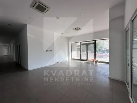Izdavanje, poslovni prostor, 362m², Ljubović, Podgorica - image 28