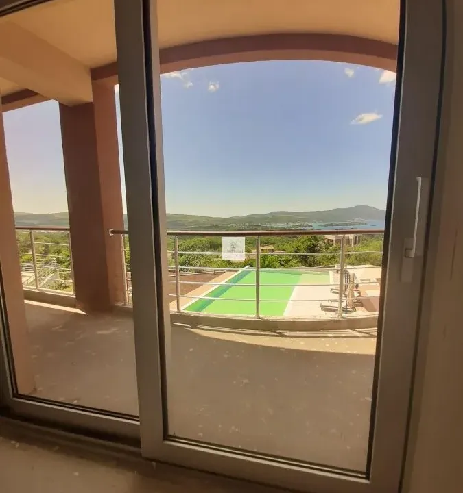 Sale, two bedroom apartment, 112m², Kavač, Kotor