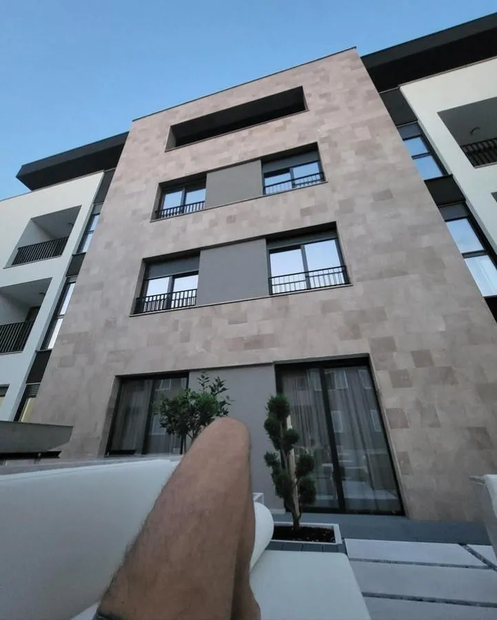 Rent, three bedroom apartment, 122m², Tivat, Crna Gora
