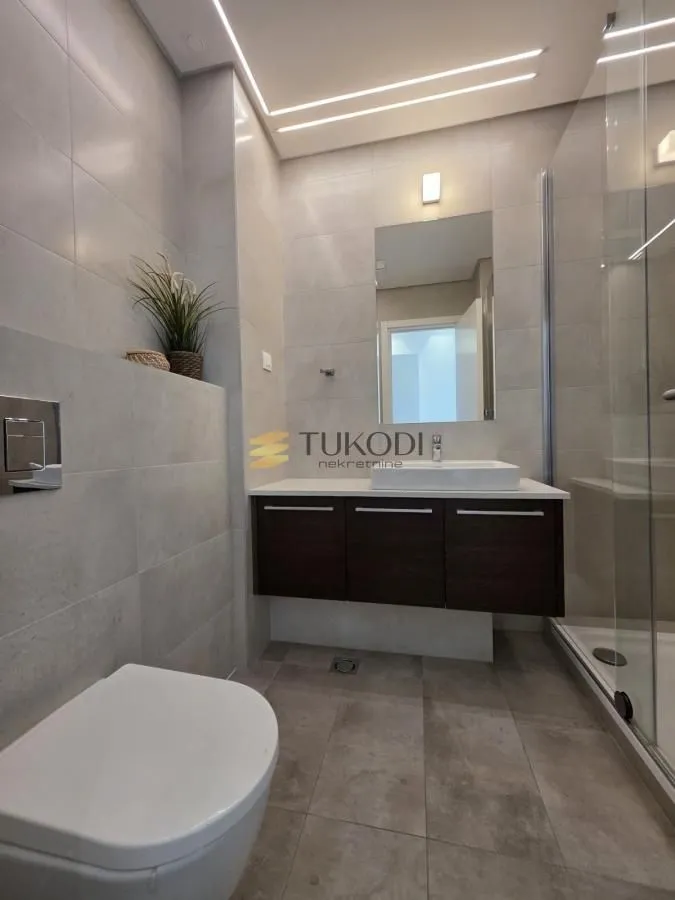Sale, four bedroom apartment, 138m², Savski Venac, Beograd