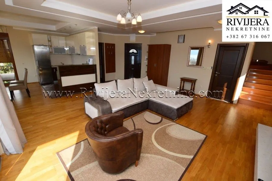 Prodaja, trosoban stan, 140m², Zelenika, Herceg Novi
