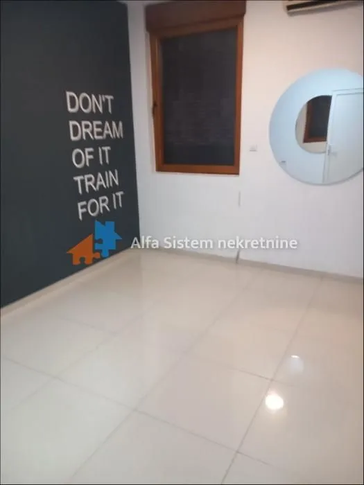 Rent, office space, 100m², Neimar, Vračar Sve Podlokacije