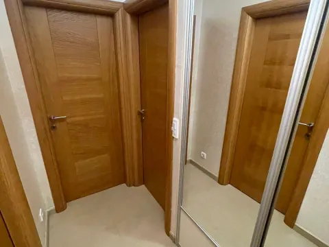 Izdavanje, dvosoban stan, 70m², Zagorič, Podgorica - image 7