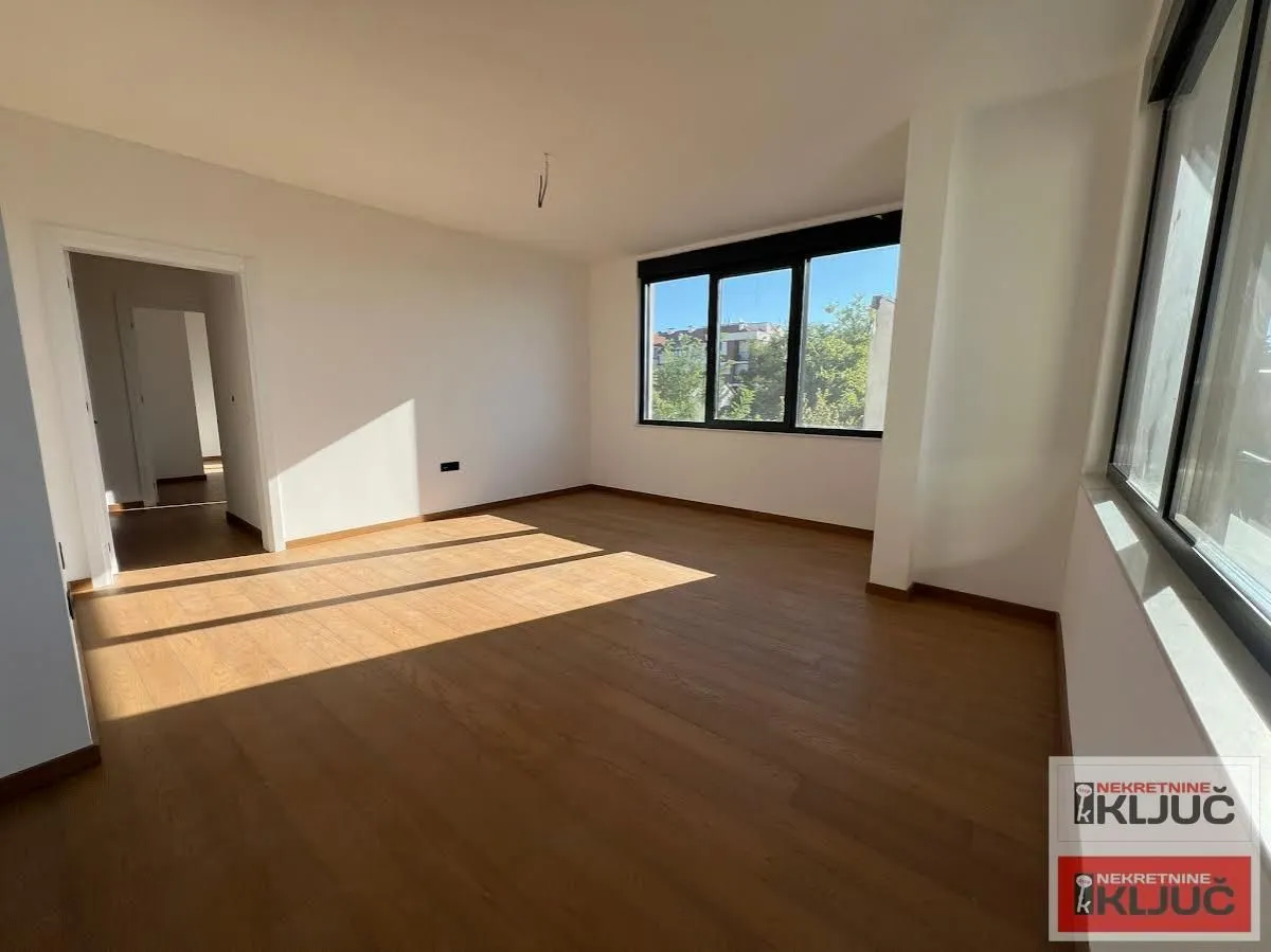Prodaja, stan, 142m², Telep, Novi Sad Sve Podlokacije
