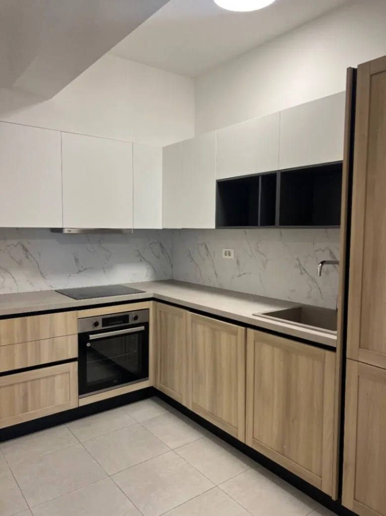 Rent, four bedroom apartment, 127m², Podgorica, Crna Gora