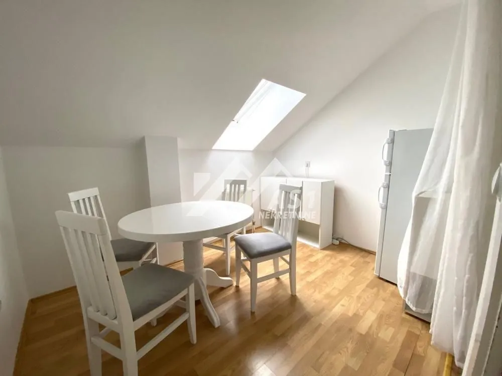 Izdavanje, dvosoban stan, 50m², Liman 1, Novi Sad Sve Podlokacije
