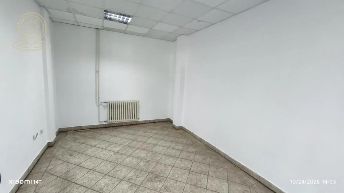 Izdavanje, poslovni prostor, 52m², Detelinara, Novi Sad Sve Podlokacije