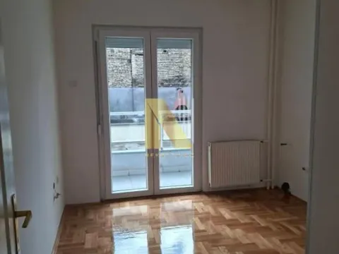 Izdavanje, poslovni prostor, 54m², Podbara, Novi Sad Sve Podlokacije - image 2