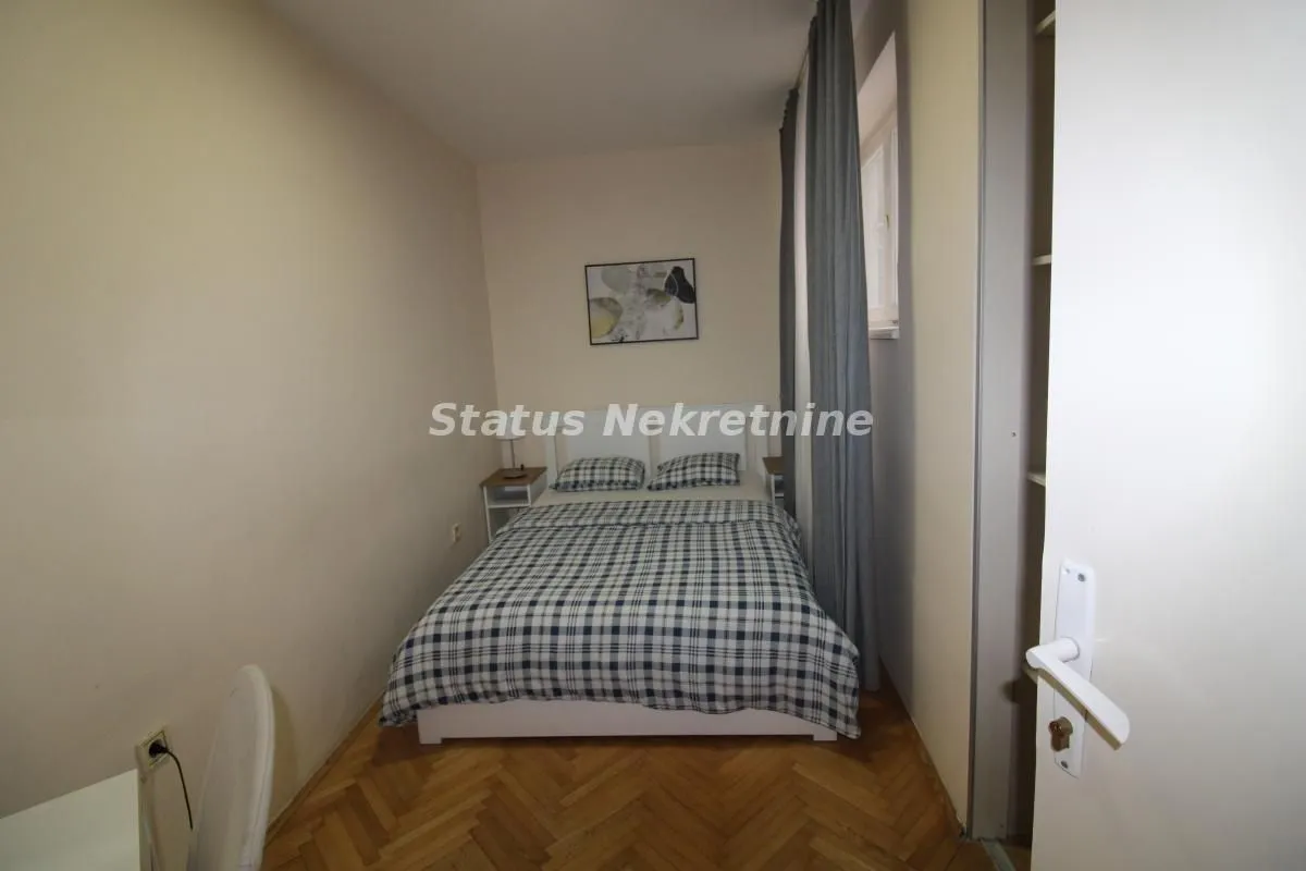 Izdavanje, četvorosoban stan, 75m², Centar, Novi Sad