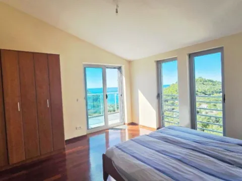 Sale, two bedroom apartment, 120m², Petrovac, Budva - image 5