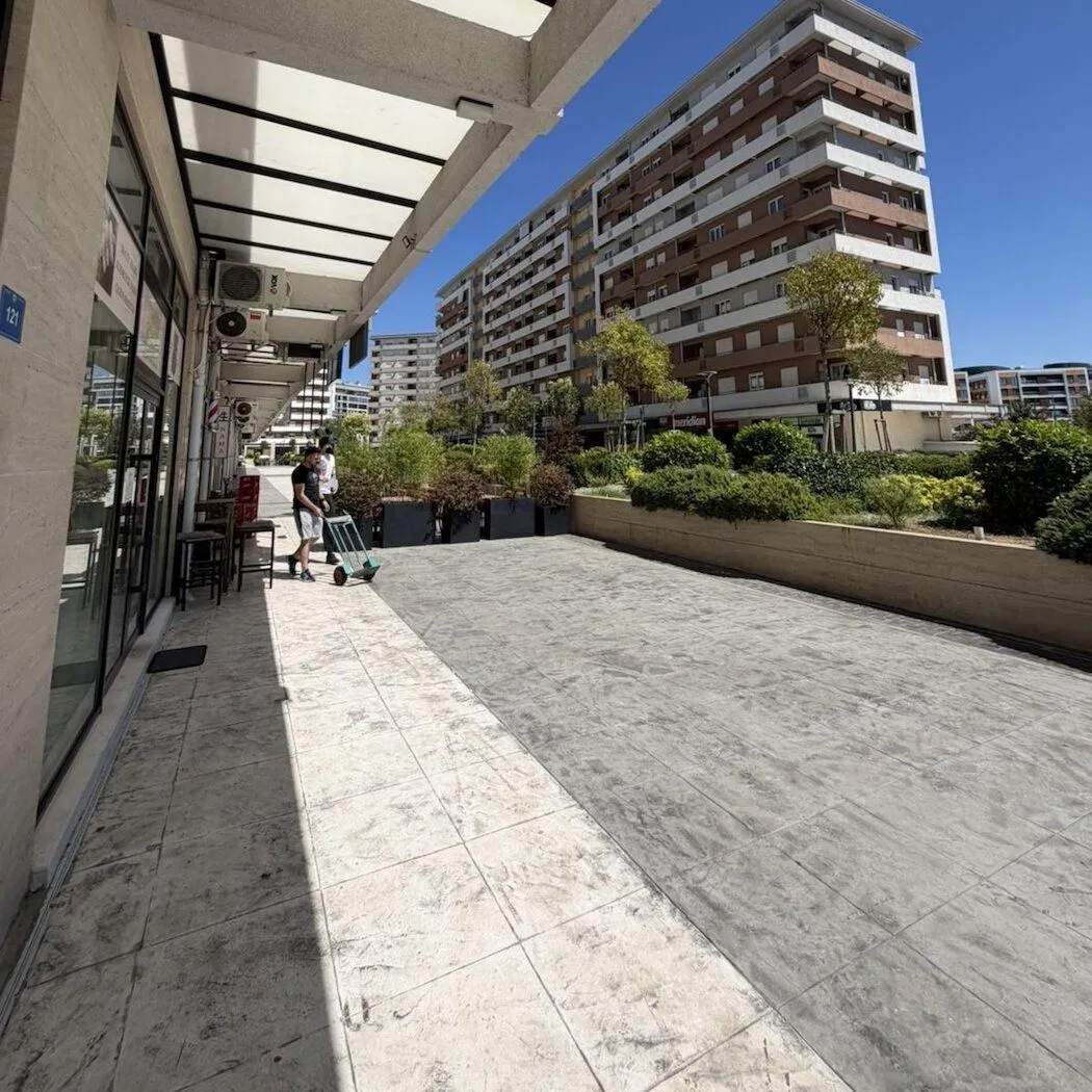 Sale, office space, 57m², Central Point, Podgorica
