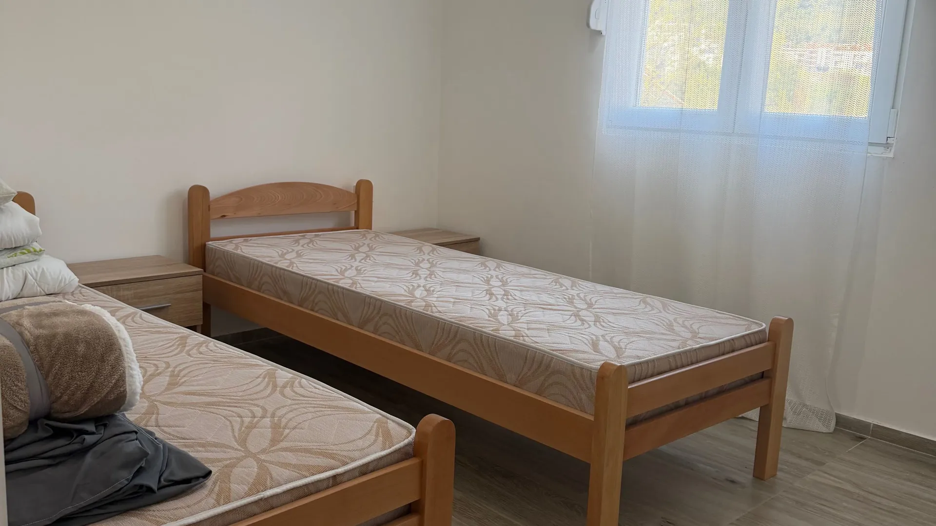 Izdavanje, jednosoban stan, 42m², Bonići, Tivat