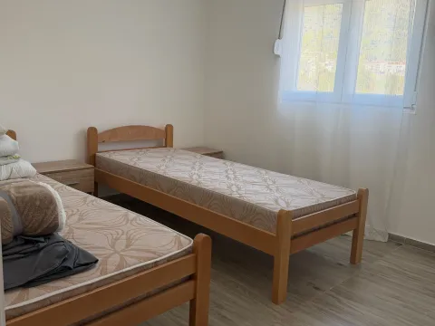 Rent, one bedroom apartment, 42m², Bonići, Tivat - image 5