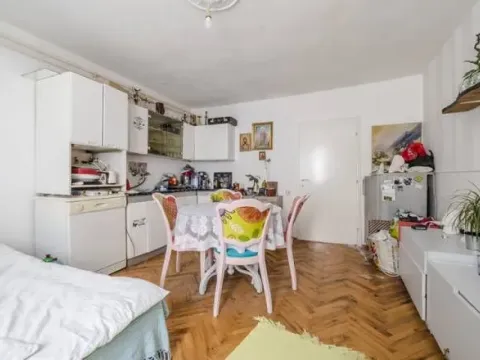 Sale, house, 275m², Zvezdarska Šuma, Zvezdara Sve Podlokacije - image 16