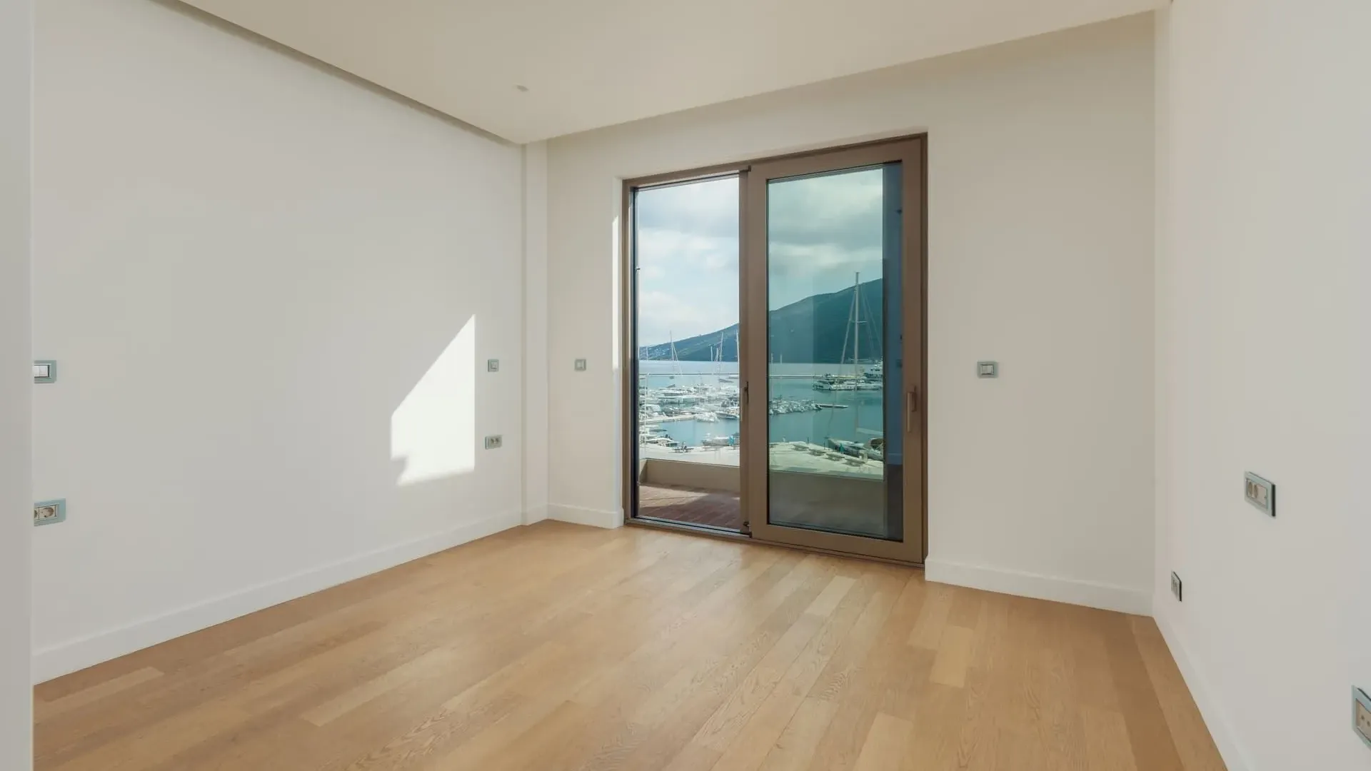 Prodaja, dvosoban stan, 156m², Portonovi, Herceg Novi
