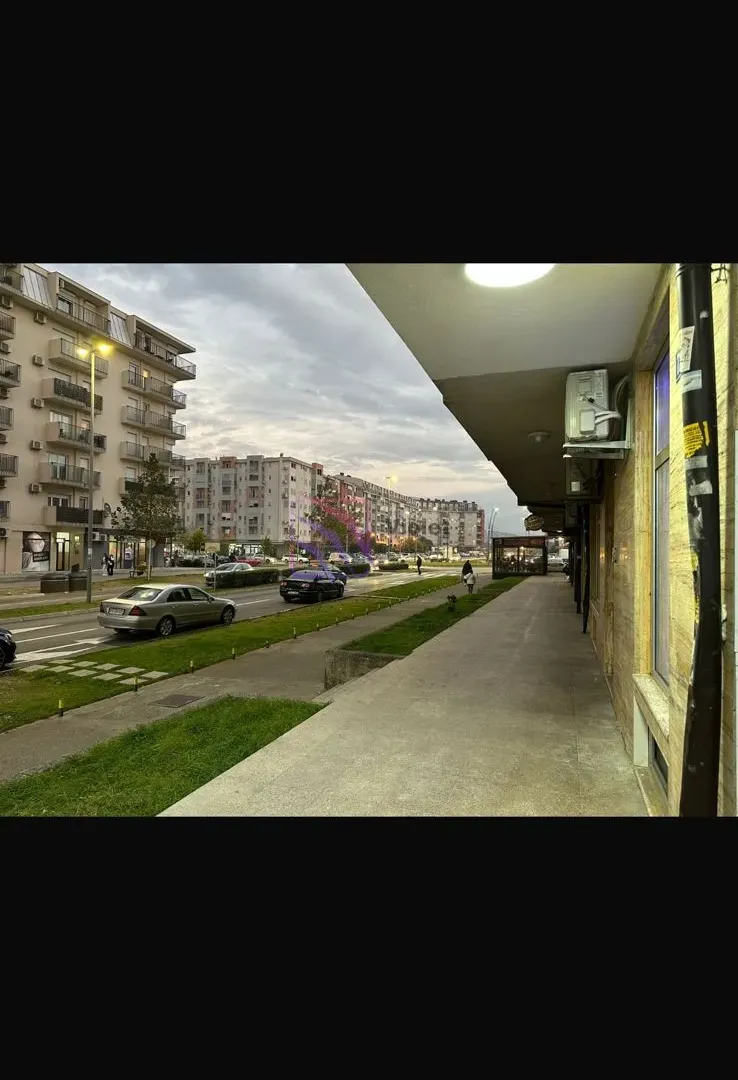 Rent, office space, 115m², Stari Aerodrom, Podgorica