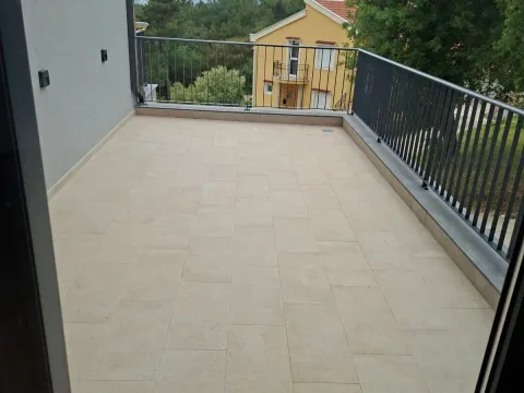 Sale, three bedroom apartment, 90m², Kavač, Kotor - image 8