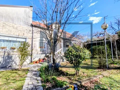 Sale, house, 350m², Vranići, Podgorica - image 3