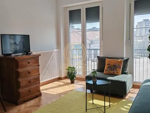 Prodaja, trosoban stan, 66m², Centar, Kragujevac - image 2