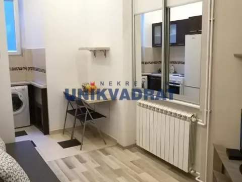 Sale, apartment, 16m², Savski Venac, Beograd - image 2