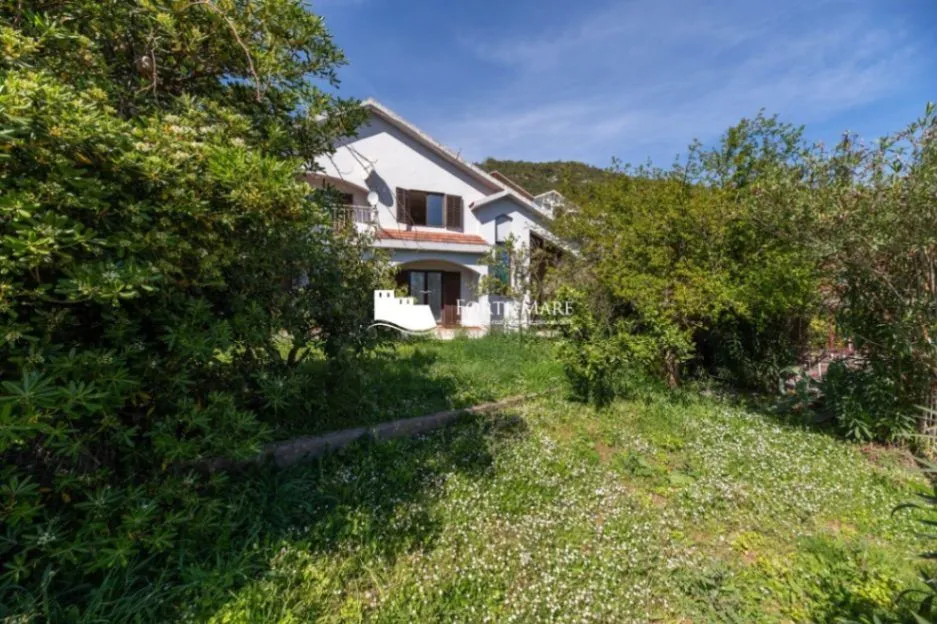 Sale, house, 216m², Gomila, Herceg Novi