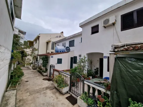 Prodaja, trosoban stan, 95m², Budva, Crna Gora - image 2