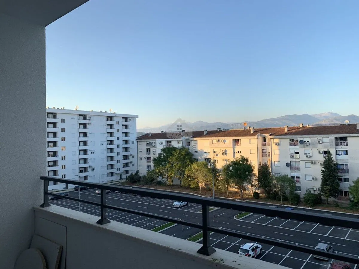 Rent, one bedroom apartment, 45m², Stari Aerodrom, Podgorica