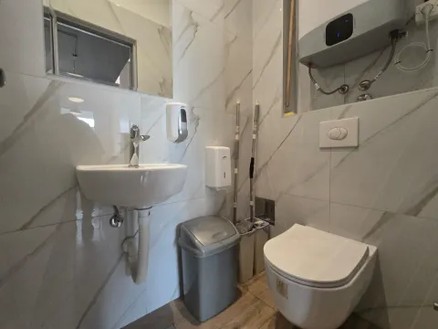 Rent, office space, 50m², Pobrežje, Podgorica - image 13