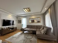 Prodaja, dvosoban stan, 74m², Blok 9, Podgorica - image 1