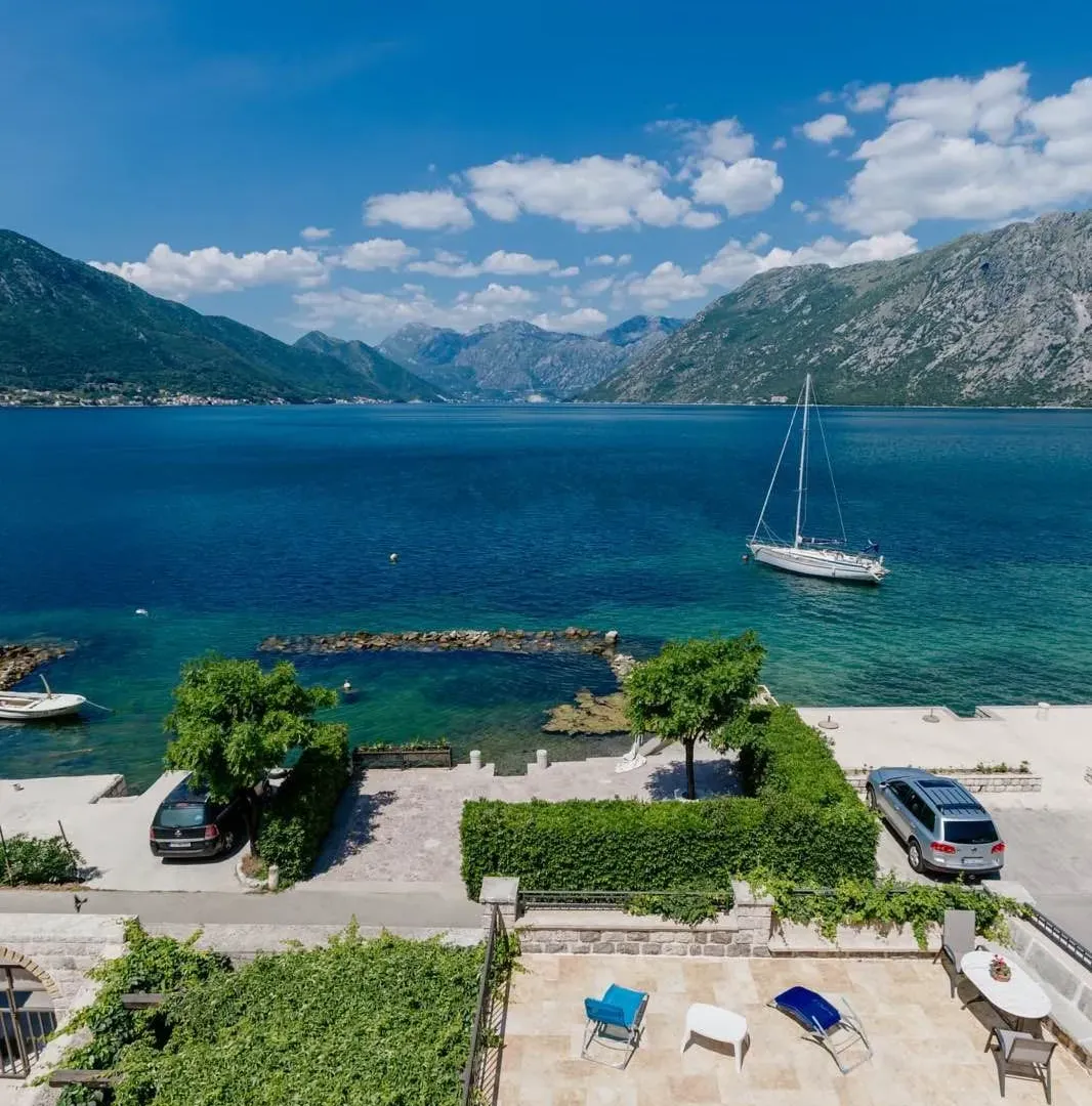 Prodaja, kuća, 370m², Kotor, Crna Gora
