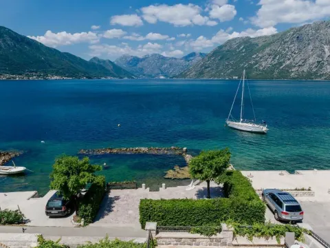 Prodaja, kuća, 370m², Kotor, Crna Gora - image 7