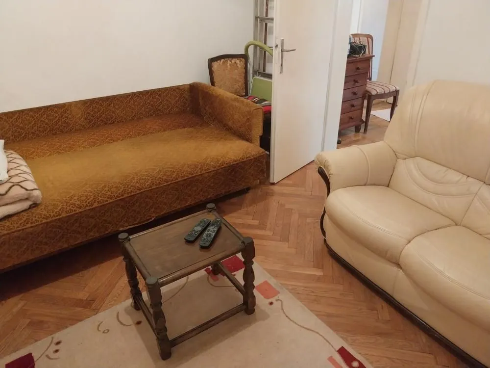 Rent, one bedroom apartment, 40m², Đeram Pijaca, Beograd