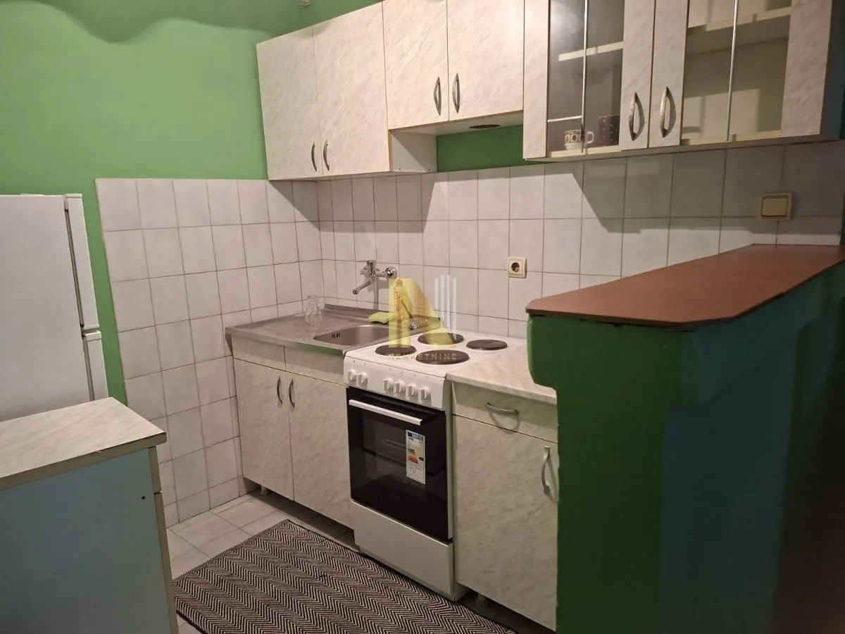 Izdavanje, garsonjera, 34m², Podbara, Novi Sad Sve Podlokacije
