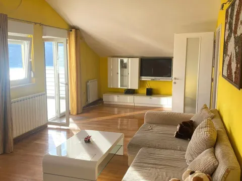 Izdavanje, dvosoban stan, 100m², Centar, Herceg Novi - image 5